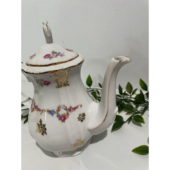 Vintage Bavarian Porcelain Teapot With Floral Design & Gold Accents - Picture 10 of 11